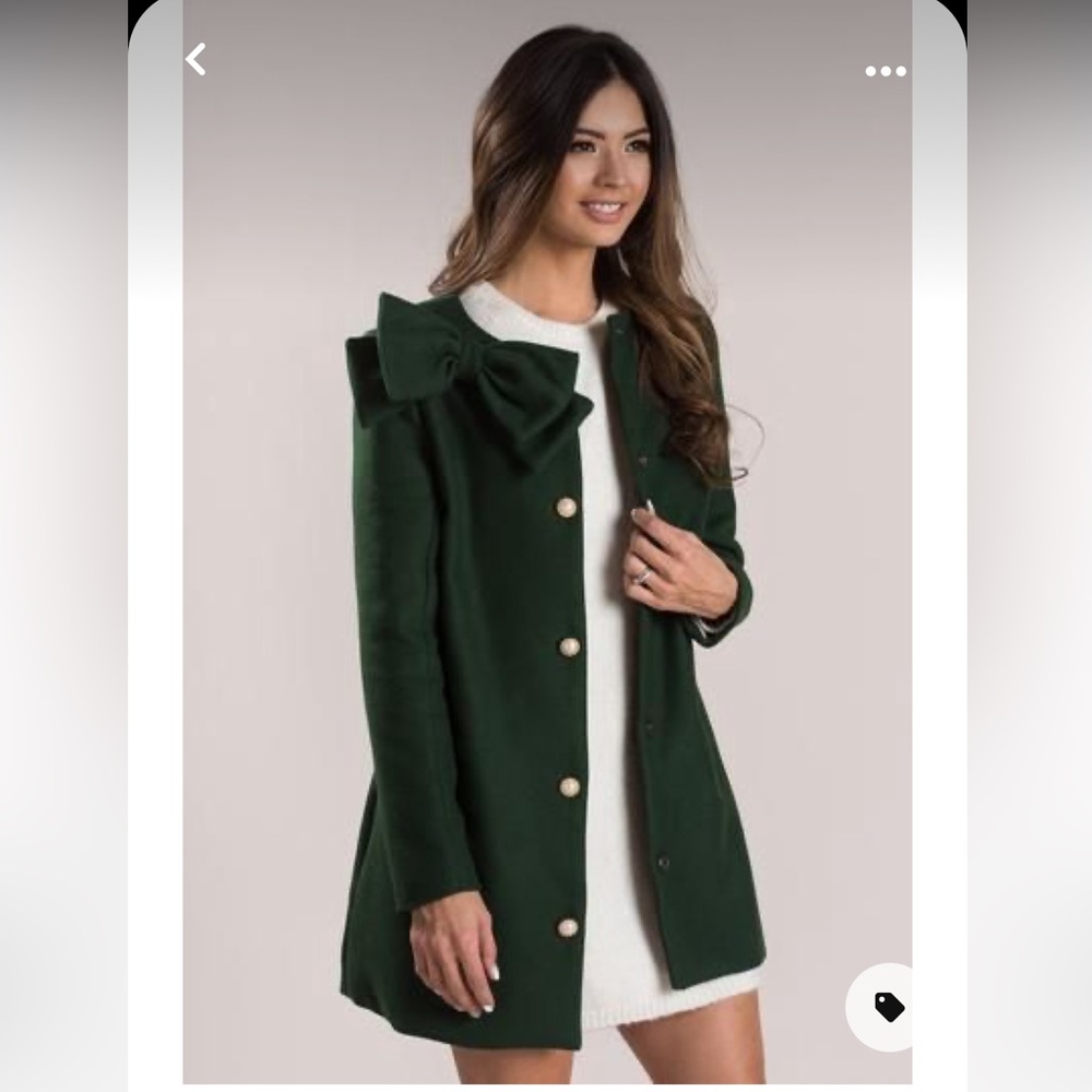 Green bow coat